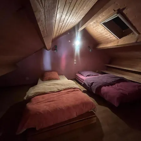 Des Trioules Pour 8 Personnes * Saint-Hostien