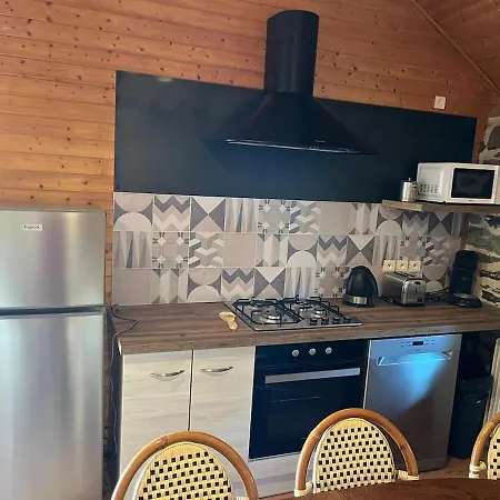 Des Trioules Pour 8 Personnes 別荘 Saint-Hostien